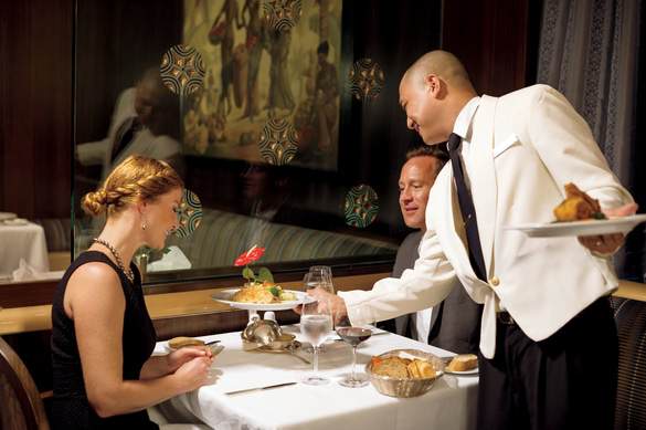 Paul Gauguin Cruises MS Paul Gauguin L'Etoile Lifestyle 3 ©Paul Gauguin Cruises.jpg